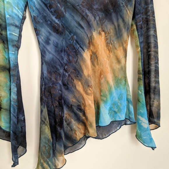 Vintage Style Sheer Blouse - Picture 6 of 9